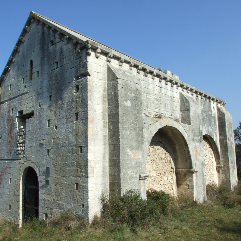 chapelle Saint Julien en Héritage Boulbon village provençal