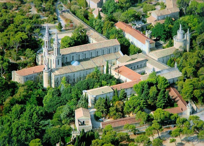 Abbaye Saint-Michel de Frigolet retraite spirituelle école catholique